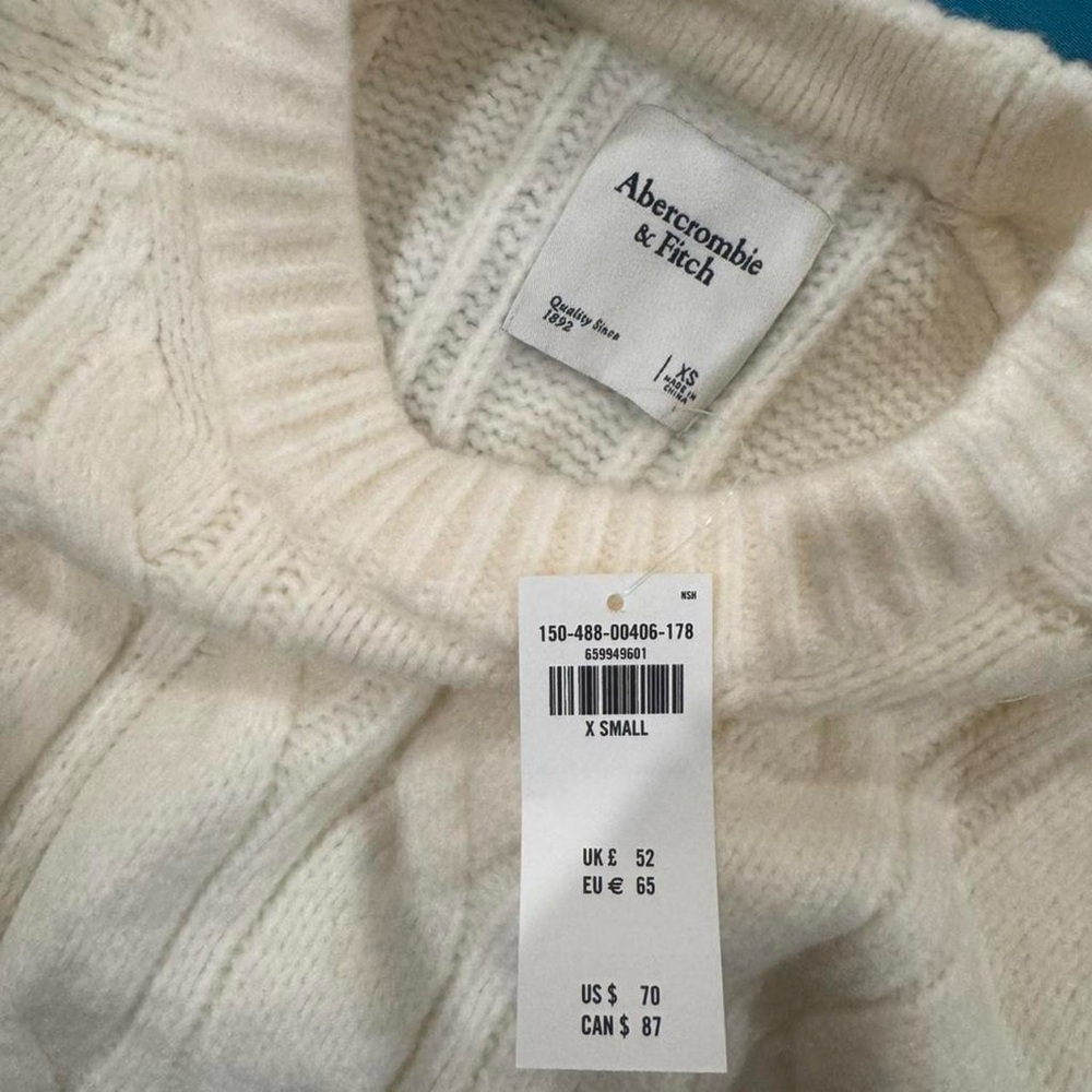 Abercrombie & Fitch Ivory Cable Knit Pullover